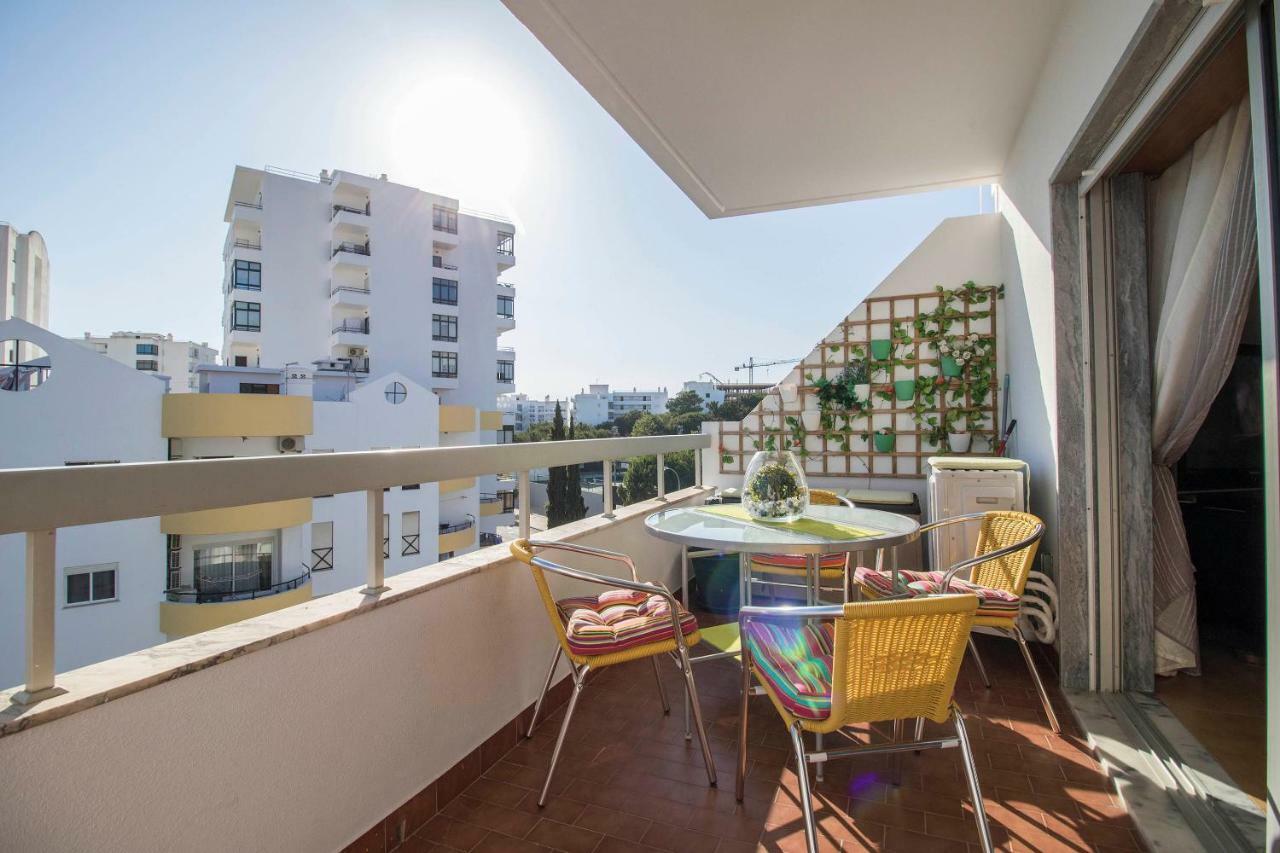 Beach And Bliss In Algarve Quarteira Exterior foto